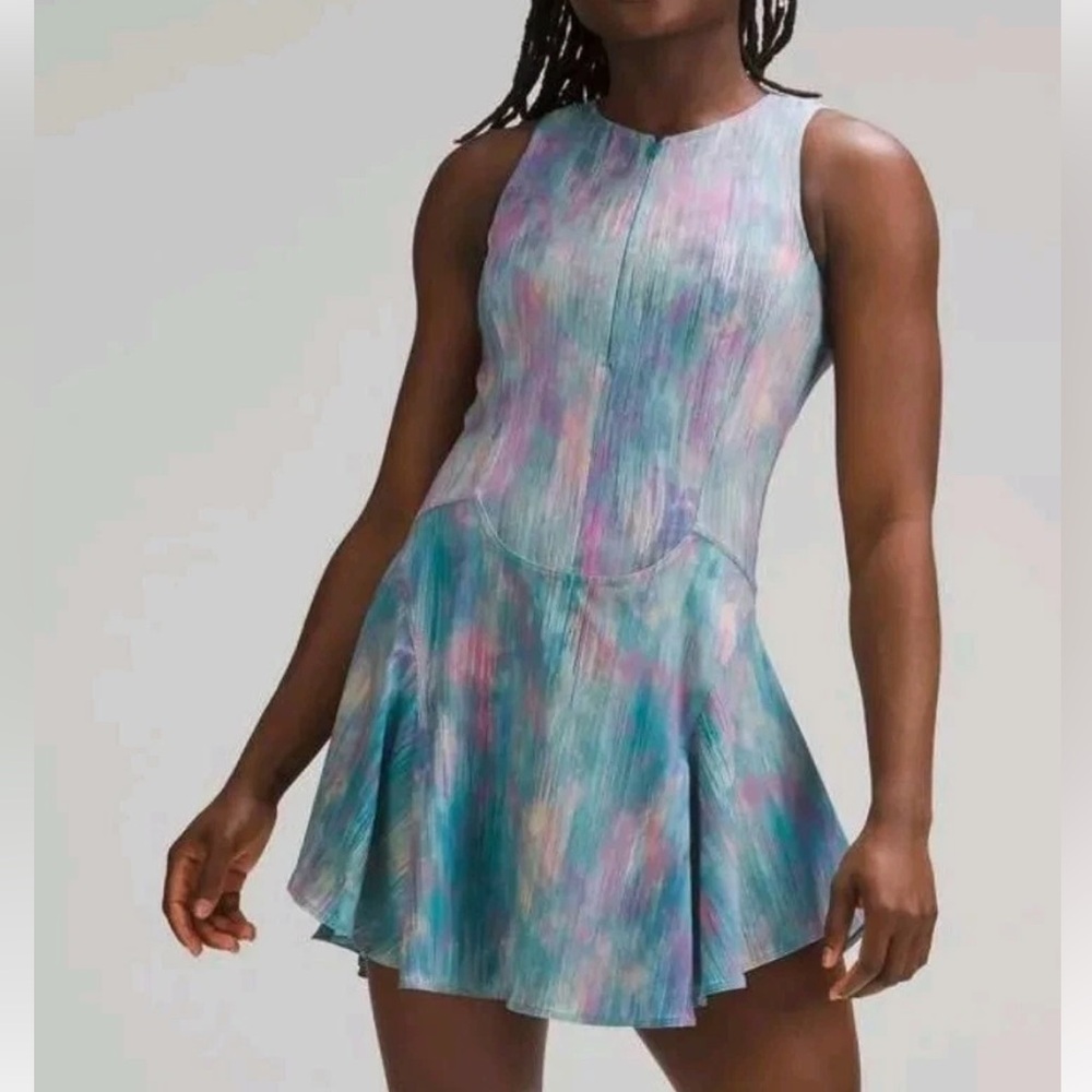 Lululemon Everlux Short-Lined Tennis Tank Dress 6" Pixel
Diffuse Multi | 10